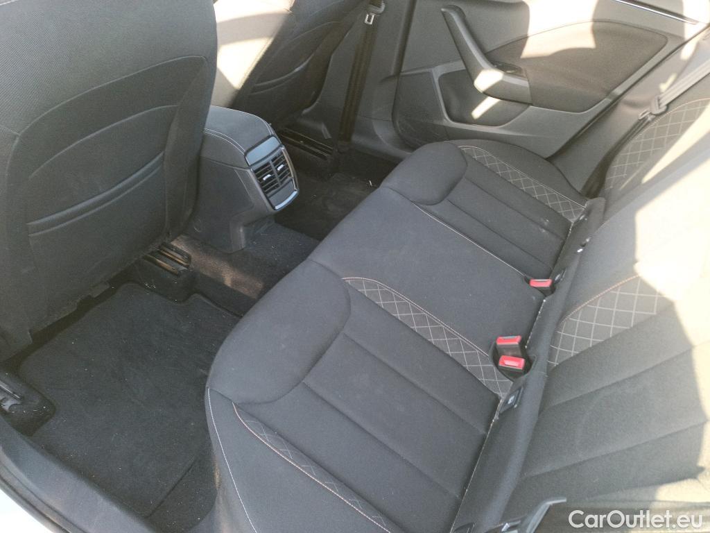  Skoda  KAMIQ SKODA  1.0 TSI 81kW (110CV) DSG Ambition #3