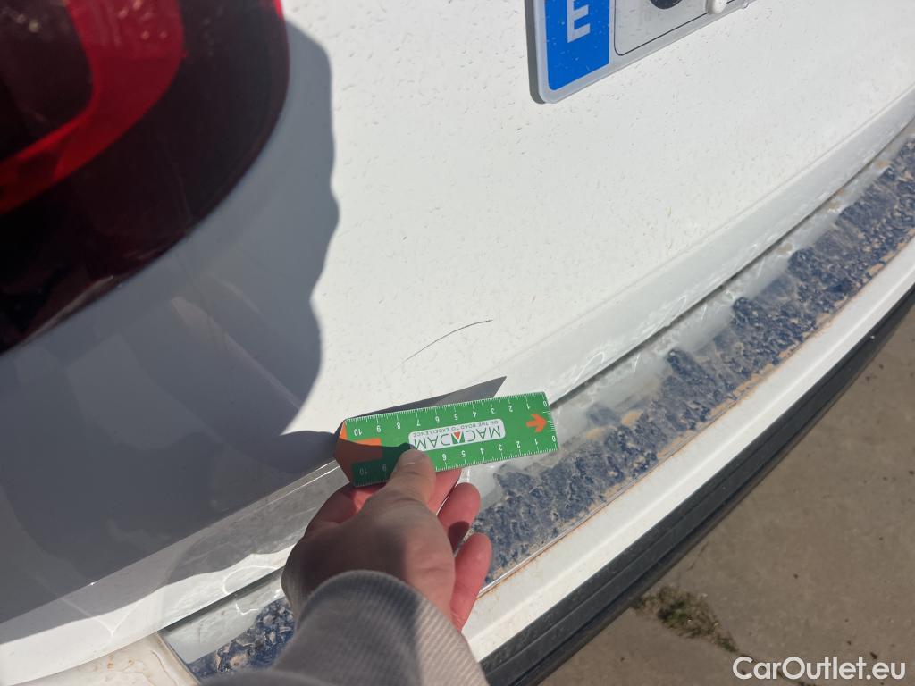  Mercedes  GLB MERCEDES-BENZ  / 2019 / 5P / todoterreno 2.0  200 D DCT 110KW (150CV) #4