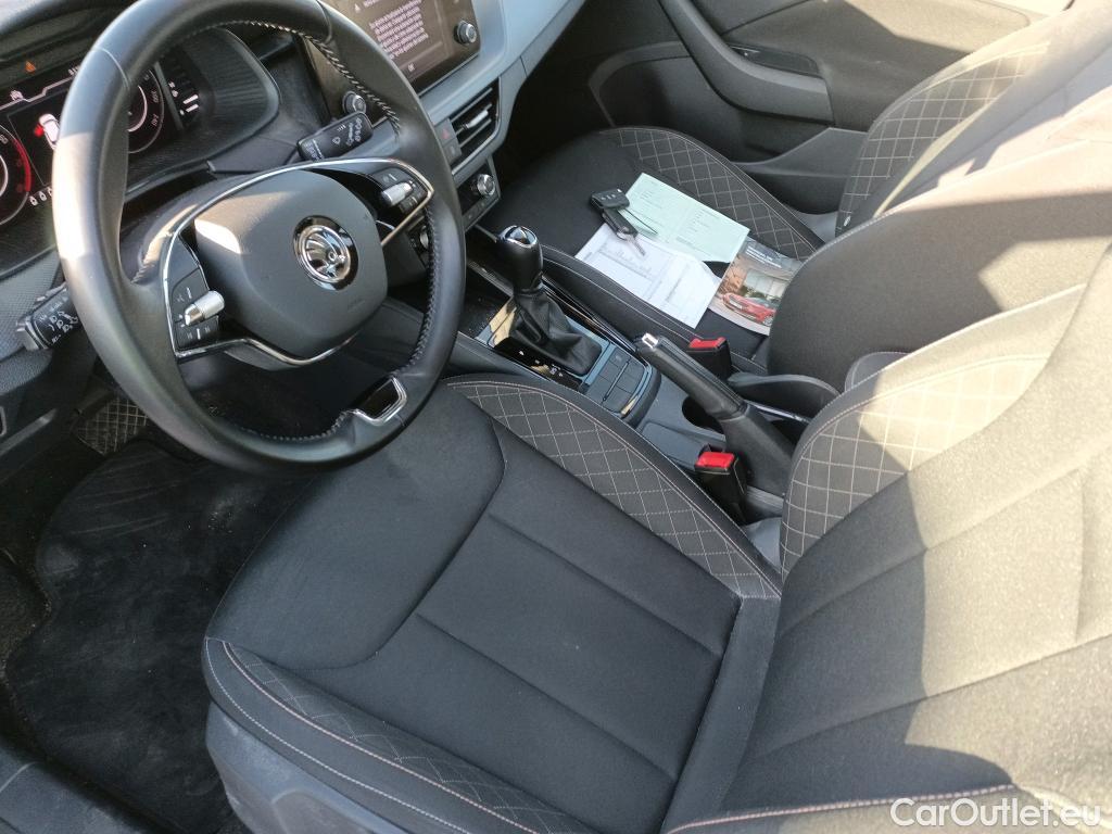  Skoda  KAMIQ SKODA  1.0 TSI 81kW (110CV) DSG Ambition #4