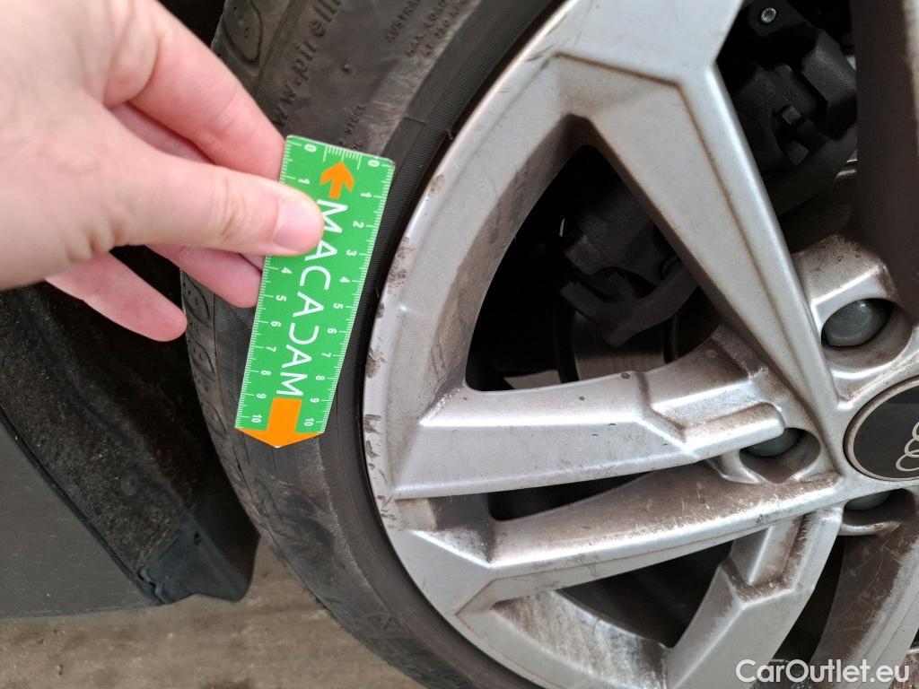  Audi  A3  Berline 30 TDI Business Line 2.0 TDI 115CV BVA7 E6d #35