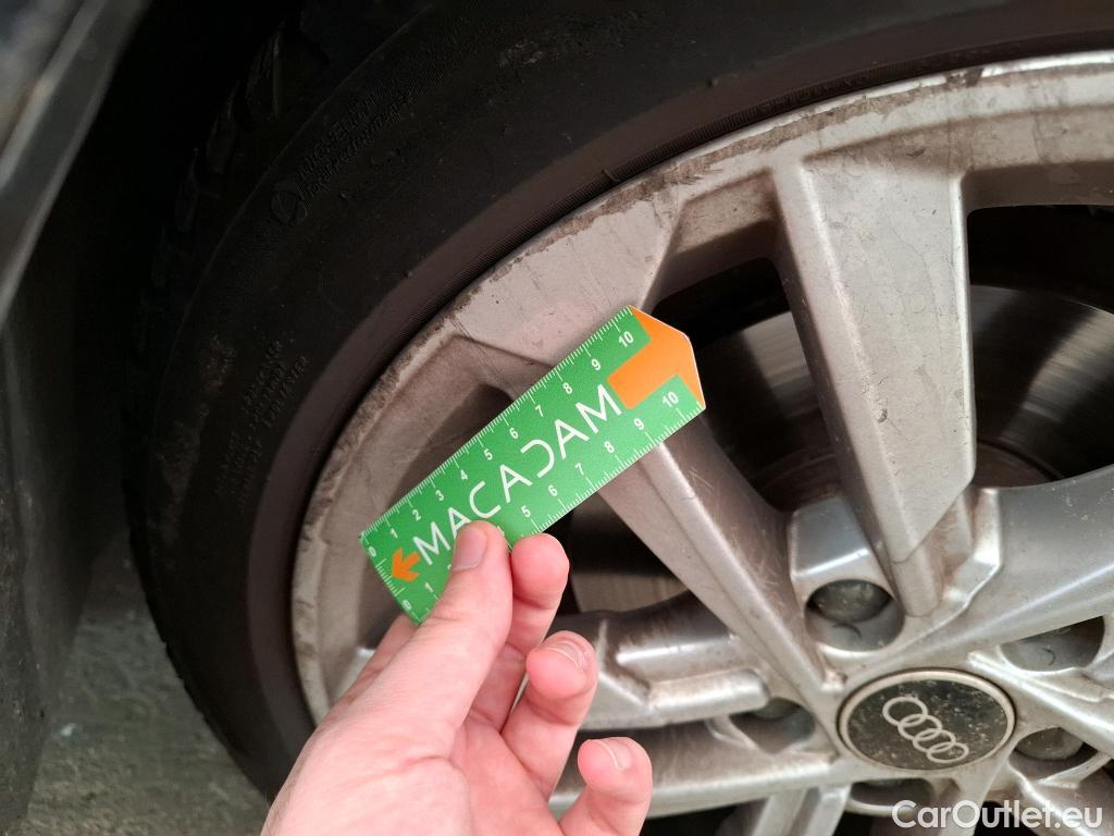  Audi  A3  Berline 30 TDI Business Line 2.0 TDI 115CV BVA7 E6d #44