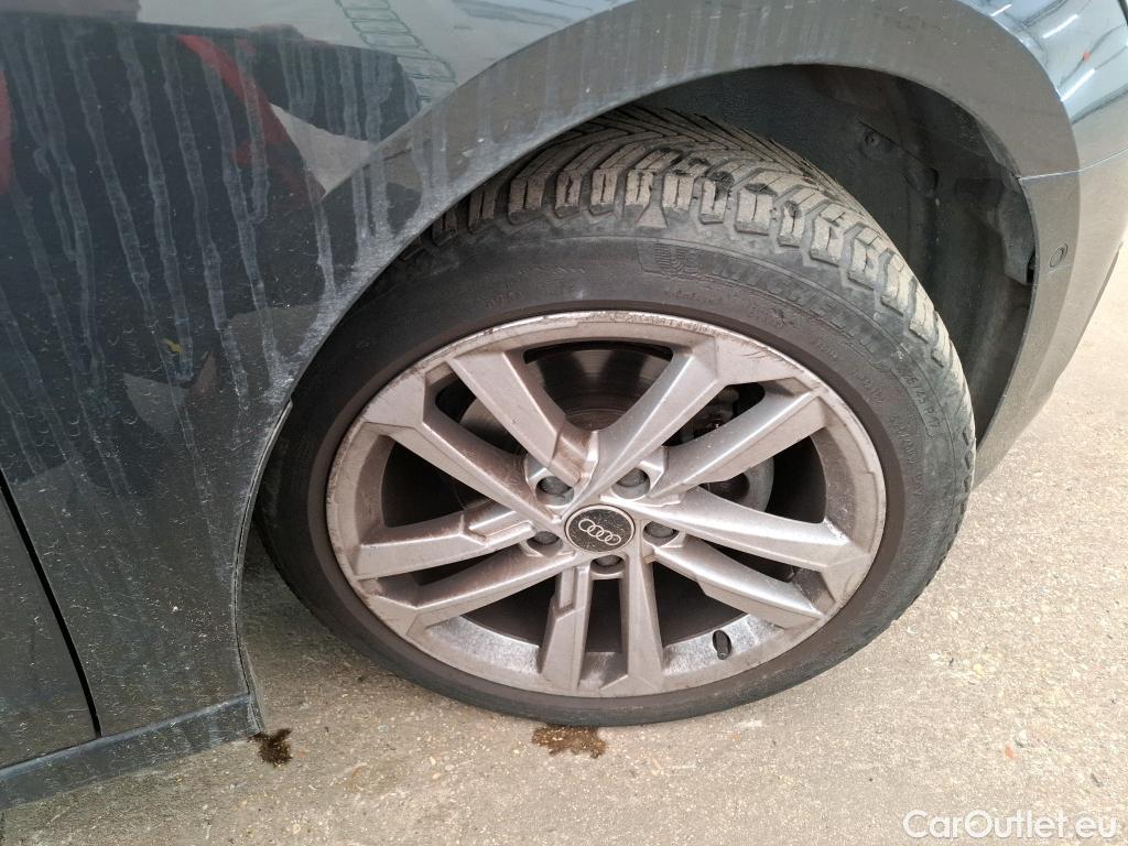  Audi  A3  Berline 30 TDI Business Line 2.0 TDI 115CV BVA7 E6d #42