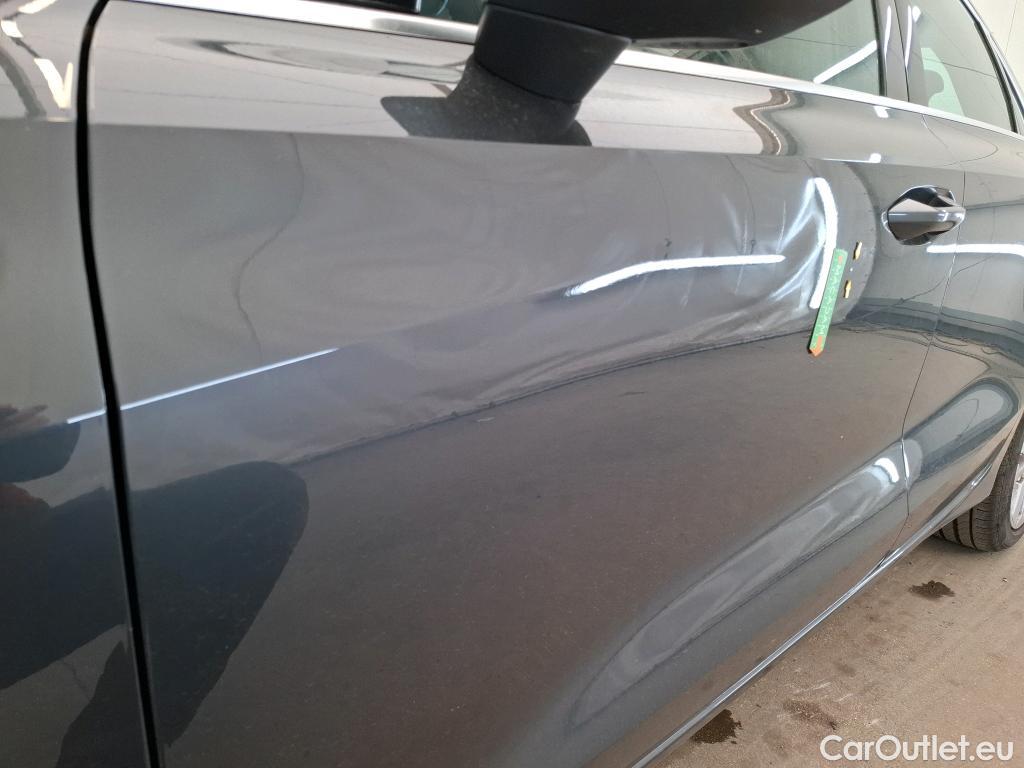  Audi  A3  Berline 30 TDI Business Line 2.0 TDI 115CV BVA7 E6d #46