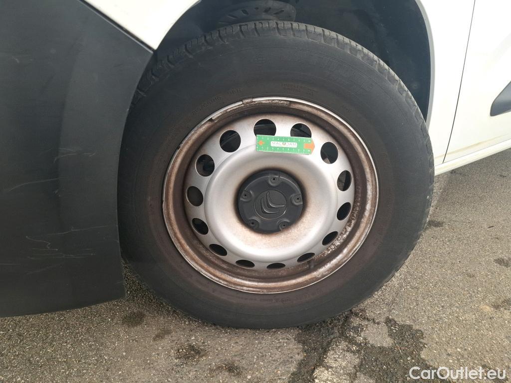  Citroen  Berlingo  Fourgon Worker M 1000 1.2 PureTech 130CV BVA8 E6d #40