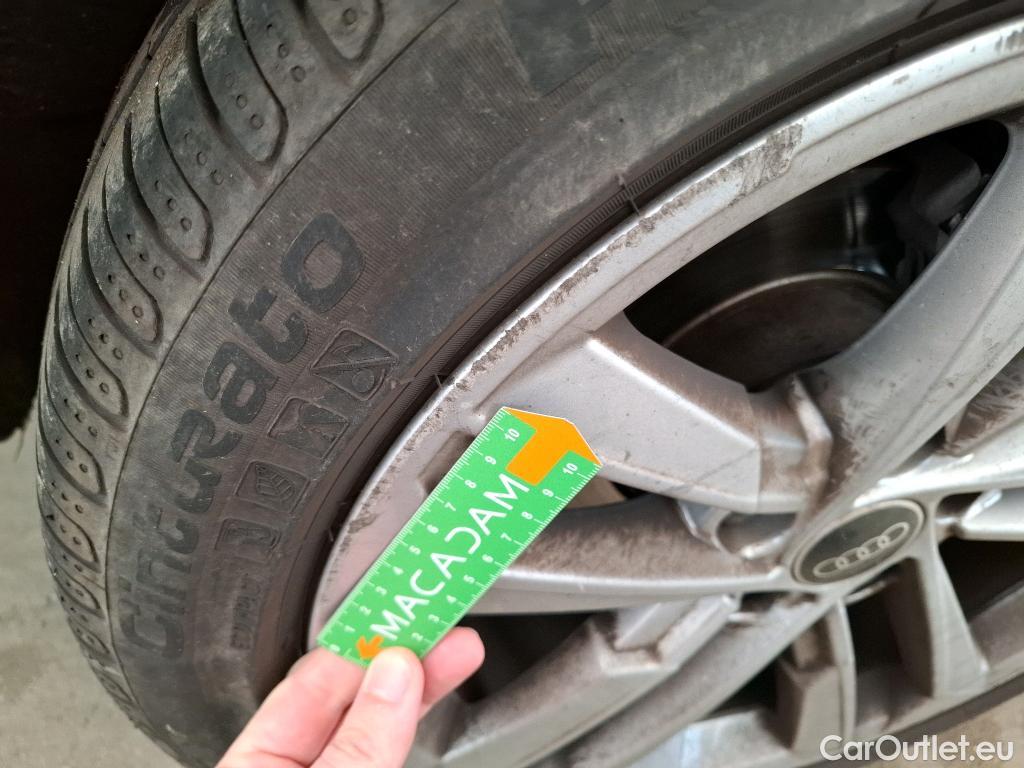  Audi  A3  Berline 30 TDI Business Line 2.0 TDI 115CV BVA7 E6d #31