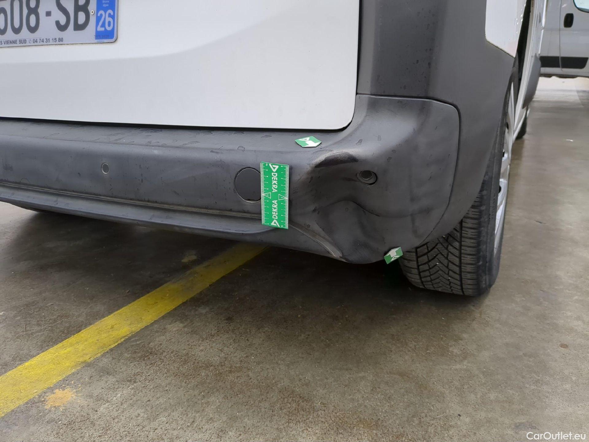  Citroen  Berlingo  Feel M 1.2 PureTech 110CV BVM6 E6dT #1