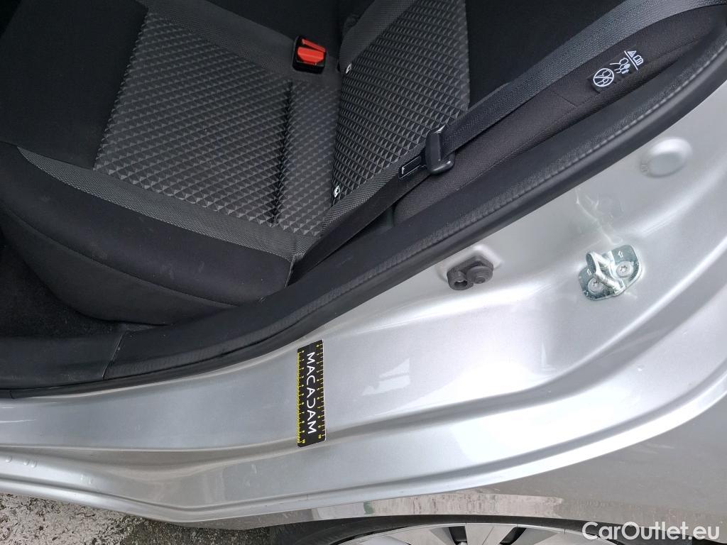  Nissan  Micra NISSAN  / 2016 / 5P / Berline IG-T 92 Business Edition #56