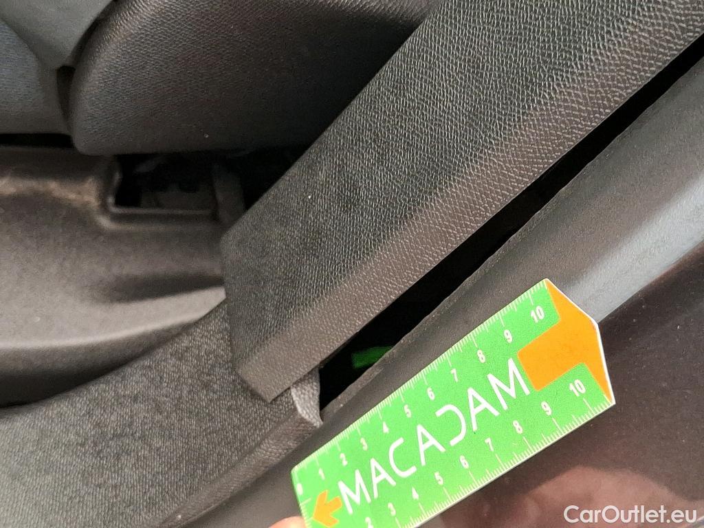  Citroen  C5  Aircross Business Plus 1.6 PureTech 180CV BVA8 E6dT #18