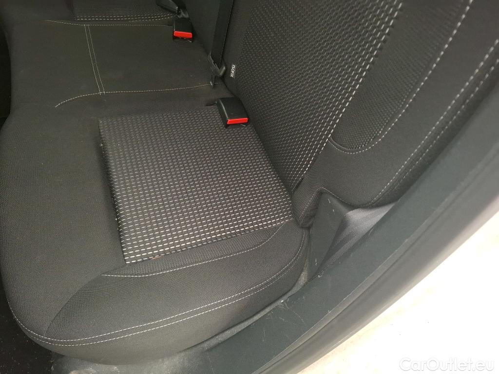  Peugeot  208  Allure Business 1.2 PureTech 110CV BVM6 E6dT #6