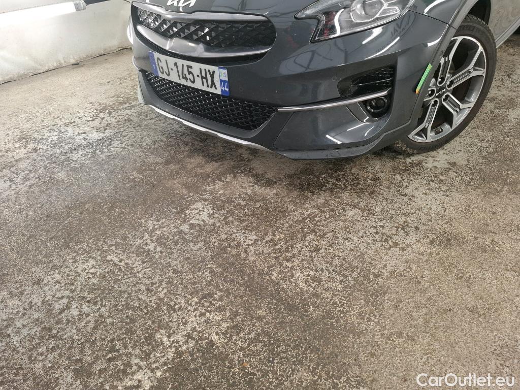  KIA  XCeed KIA  / 2019 / 5P / Crossover 1.6 GDI ISG ISG PHEV PREMIUM BUS DCT6 #37