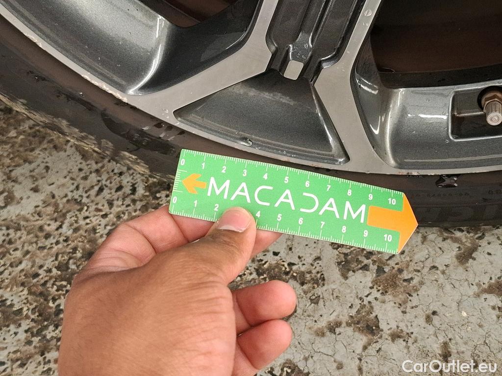  KIA  XCeed KIA  / 2019 / 5P / Crossover 1.6 GDI ISG ISG PHEV PREMIUM BUS DCT6 #10