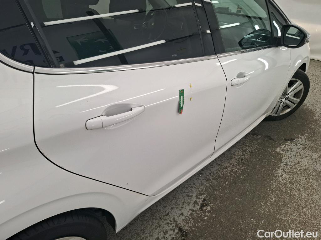  Peugeot  208  Allure Business 1.2 PureTech 110CV BVM6 E6dT #10