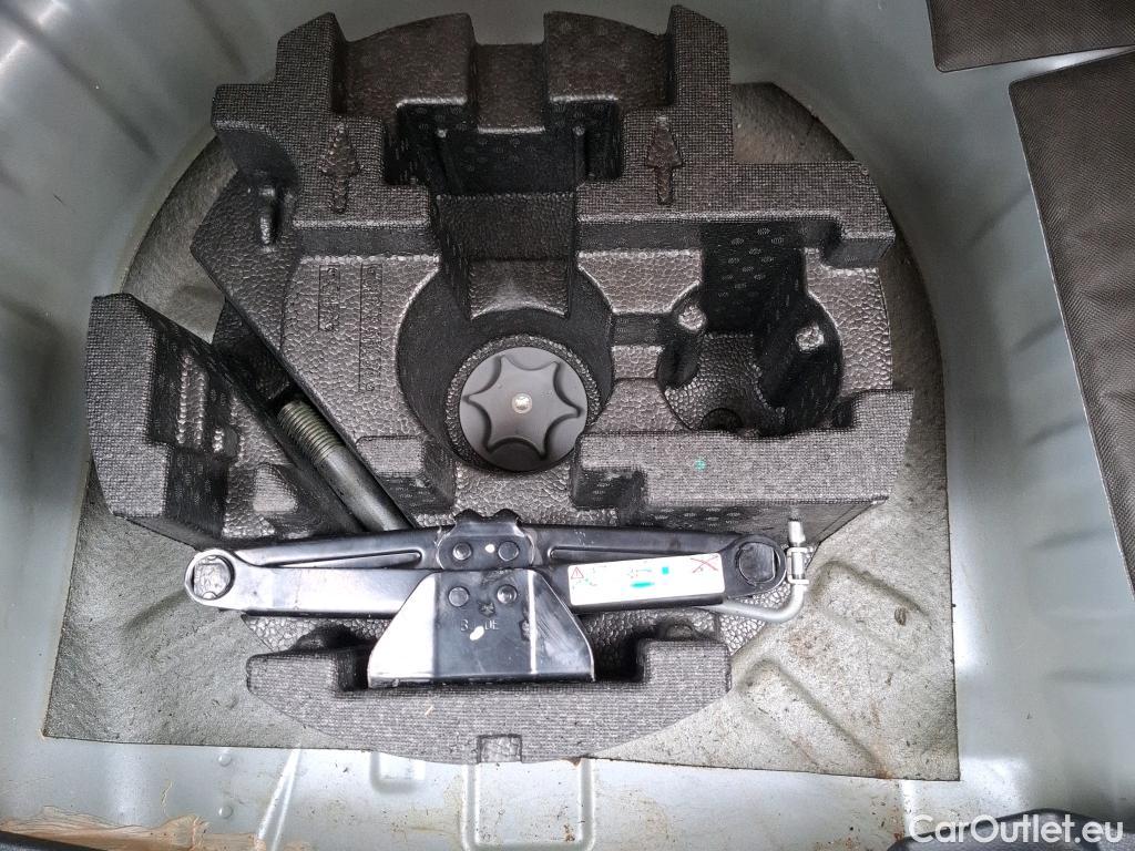  Nissan  Micra NISSAN  / 2016 / 5P / Berline IG-T 92 Business Edition #12