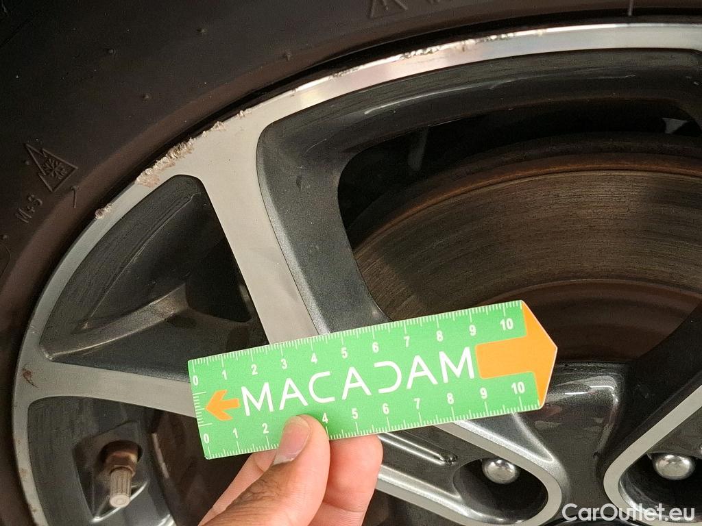  KIA  XCeed KIA  / 2019 / 5P / Crossover 1.6 GDI ISG ISG PHEV PREMIUM BUS DCT6 #36