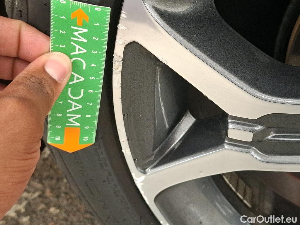  KIA  XCeed KIA  / 2019 / 5P / Crossover 1.6 GDI ISG ISG PHEV PREMIUM BUS DCT6 #13