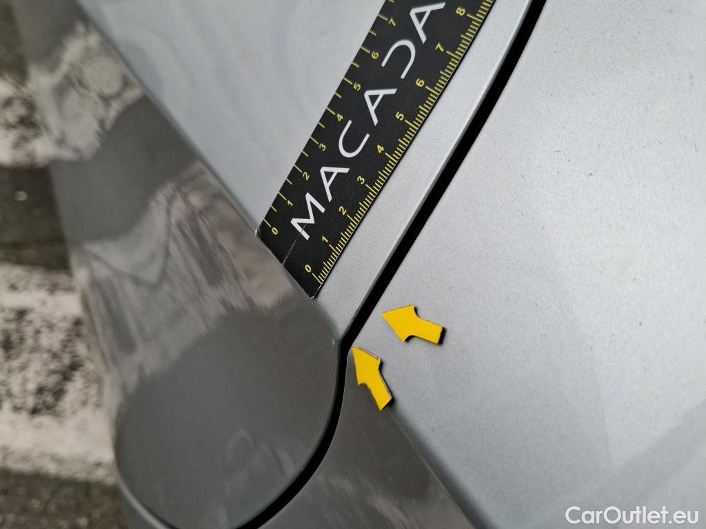  Nissan  Micra NISSAN  / 2016 / 5P / Berline IG-T 92 Business Edition #47