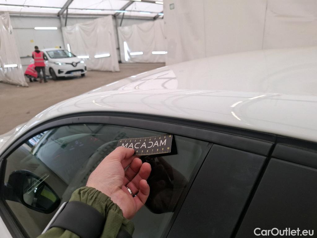  Peugeot  208  Premium 1.2 PureTech 75CV BVM5 E6d #14