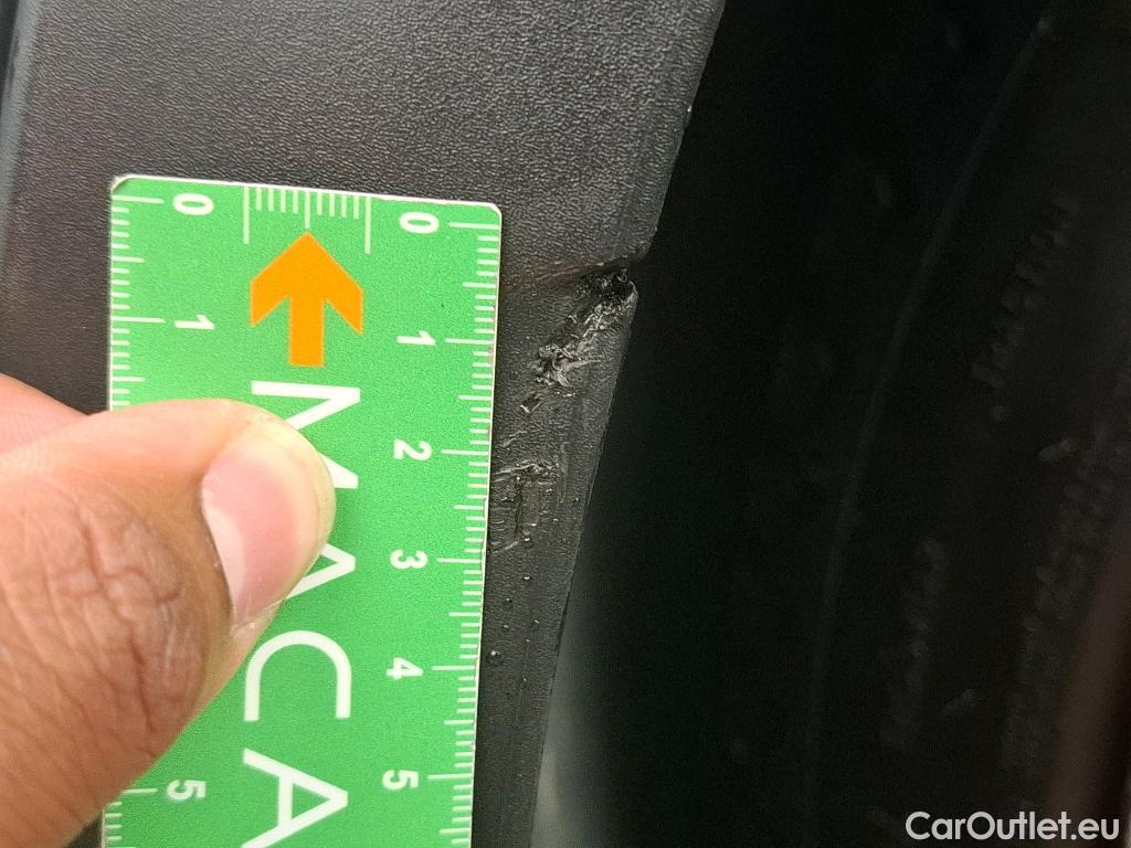  KIA  XCeed KIA  / 2019 / 5P / Crossover 1.6 GDI ISG ISG PHEV PREMIUM BUS DCT6 #39