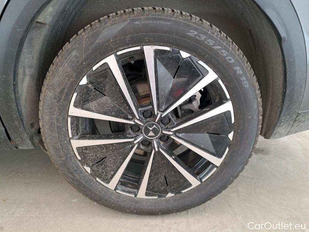  Citroen  DS 7 CROSSBACK DS DS 7 / 2022 / 5P / SUV E-TENSE 225 RIVOLI CD DS 50 #13