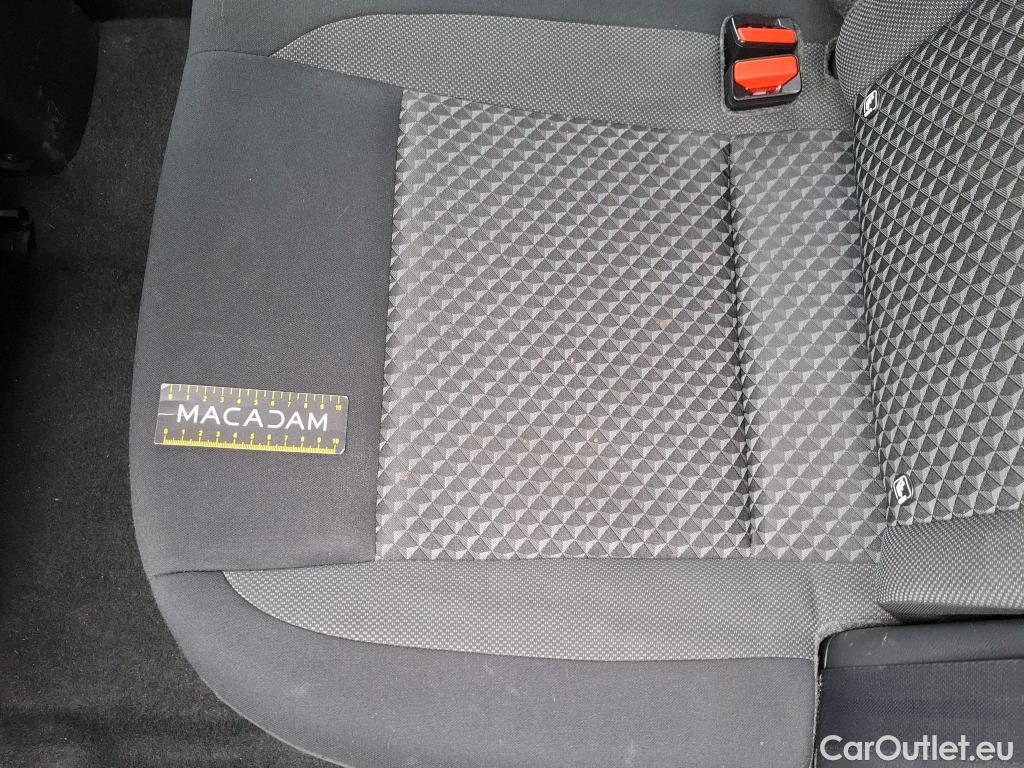  Nissan  Micra NISSAN  / 2016 / 5P / Berline IG-T 92 Business Edition #34