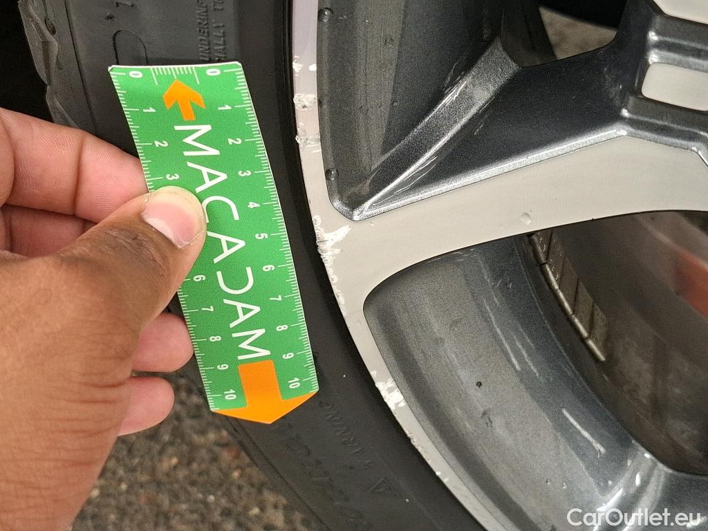  KIA  XCeed KIA  / 2019 / 5P / Crossover 1.6 GDI ISG ISG PHEV PREMIUM BUS DCT6 #14