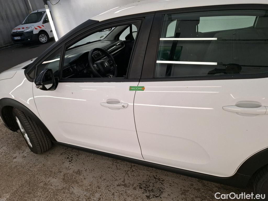  Citroen  C3  Société Feel 1.5 BlueHDI 100CV BVM5 E6dT #1
