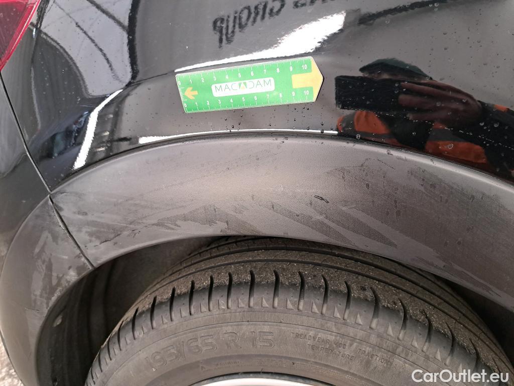  Citroen  C3  Société Feel Nav 1.2 PureTech 80CV BVM5 E6 #12