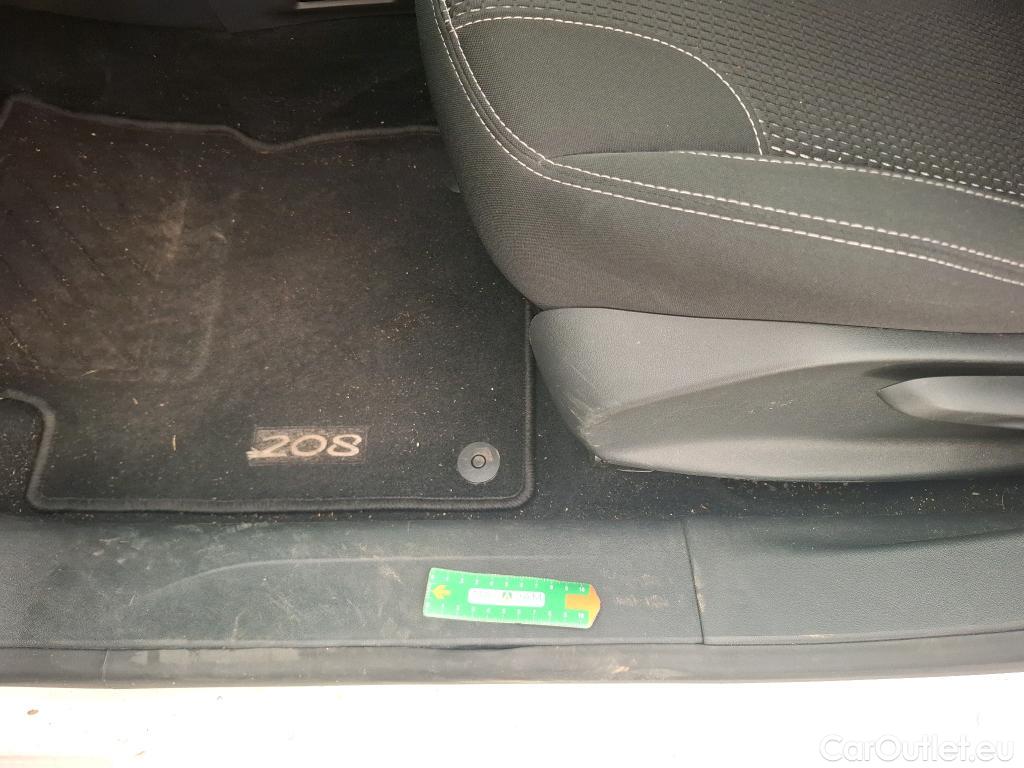  Peugeot  208  Allure Business 1.2 PureTech 110CV BVM6 E6dT #4