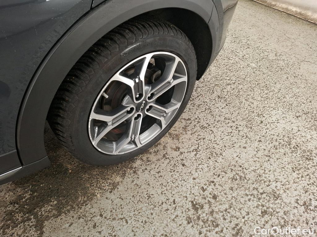  KIA  XCeed KIA  / 2019 / 5P / Crossover 1.6 GDI ISG ISG PHEV PREMIUM BUS DCT6 #11