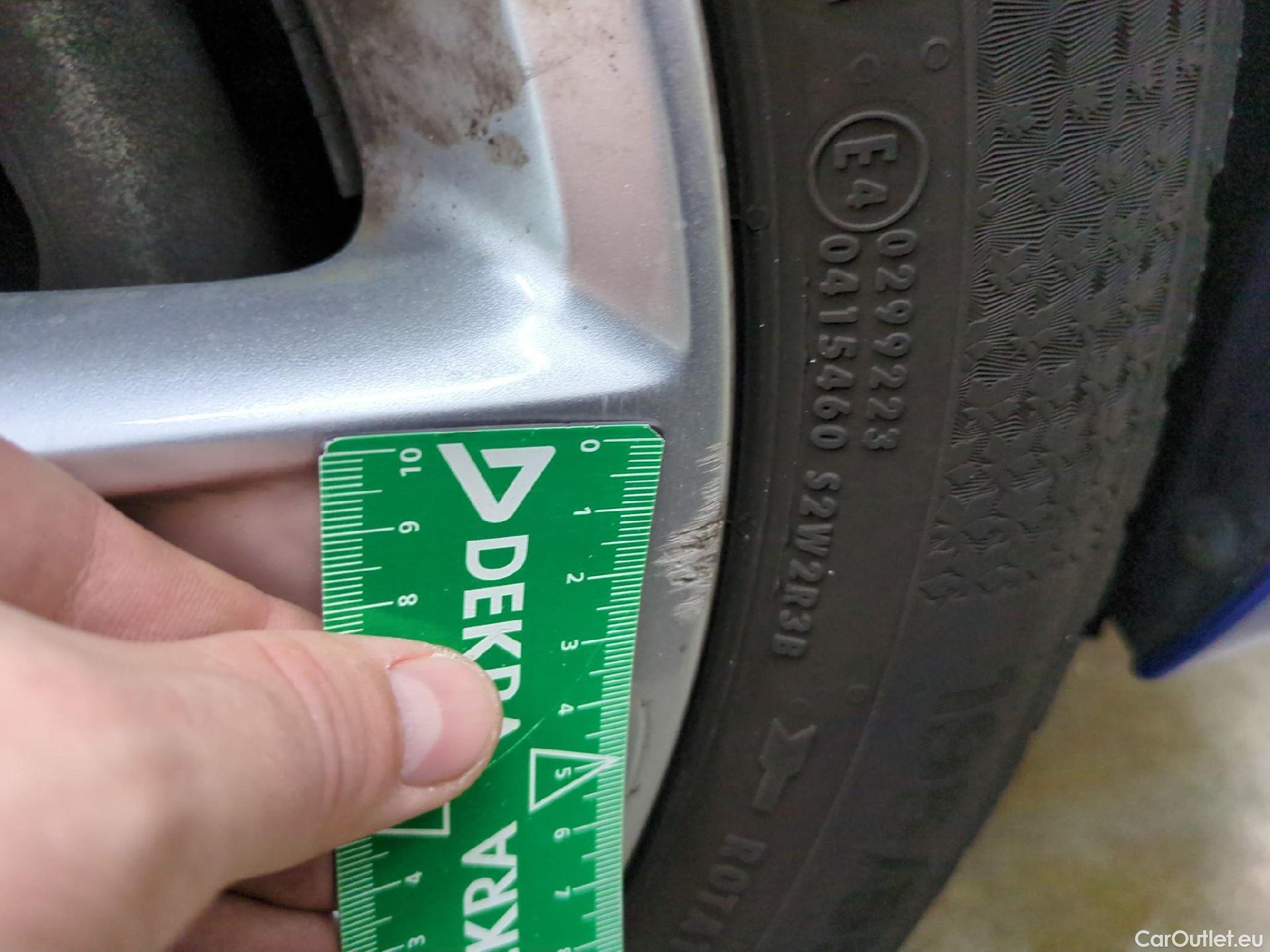  Opel  Corsa  F Elegance Business 1.2 Turbo 100CV BVM6 E6d #4