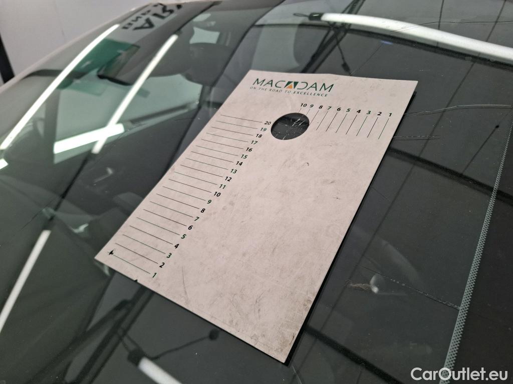  Peugeot  208  Allure Business 1.2 PureTech 110CV BVM6 E6dT #14