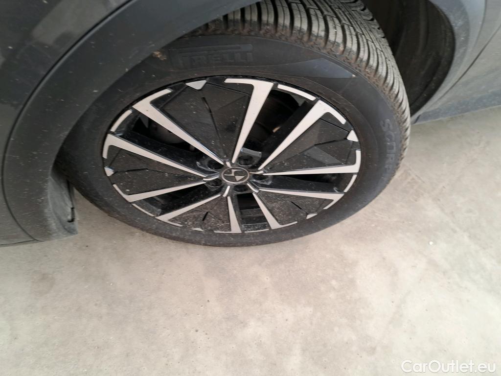  Citroen  DS 7 CROSSBACK DS DS 7 / 2022 / 5P / SUV E-TENSE 225 RIVOLI CD DS 50 #8