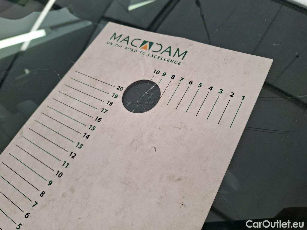  Peugeot  208  Allure Business 1.2 PureTech 110CV BVM6 E6dT #2