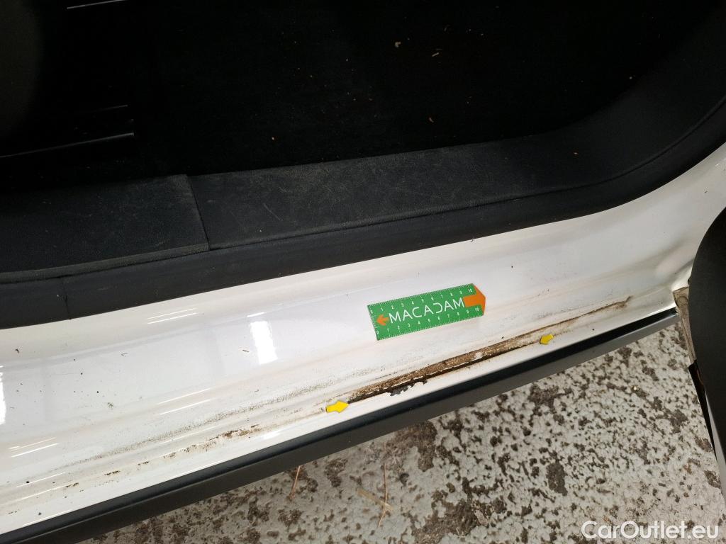  Citroen  C3  Société Feel 1.5 BlueHDI 100CV BVM5 E6dT #3