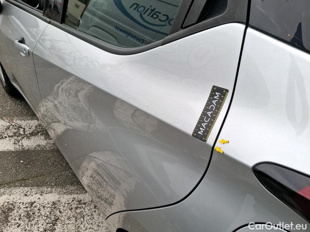  Nissan  Micra NISSAN  / 2016 / 5P / Berline IG-T 92 Business Edition #46