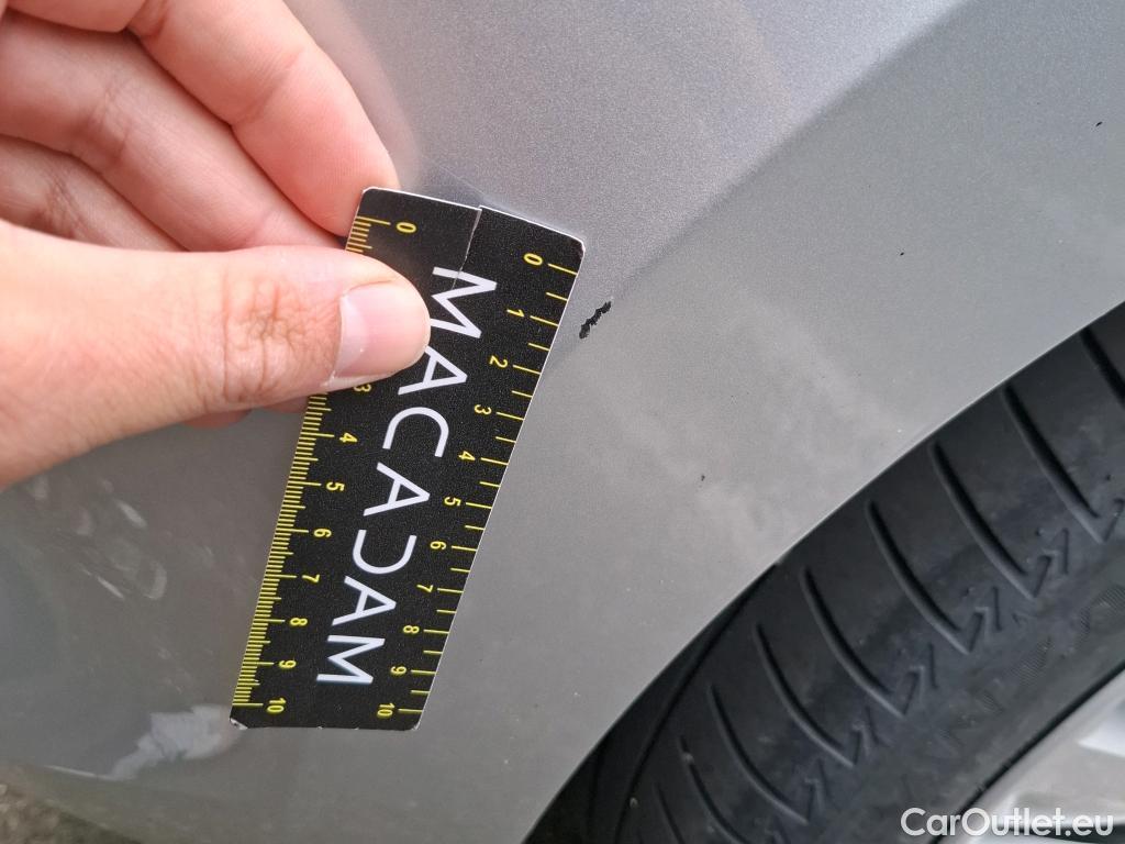  Nissan  Micra NISSAN  / 2016 / 5P / Berline IG-T 92 Business Edition #37