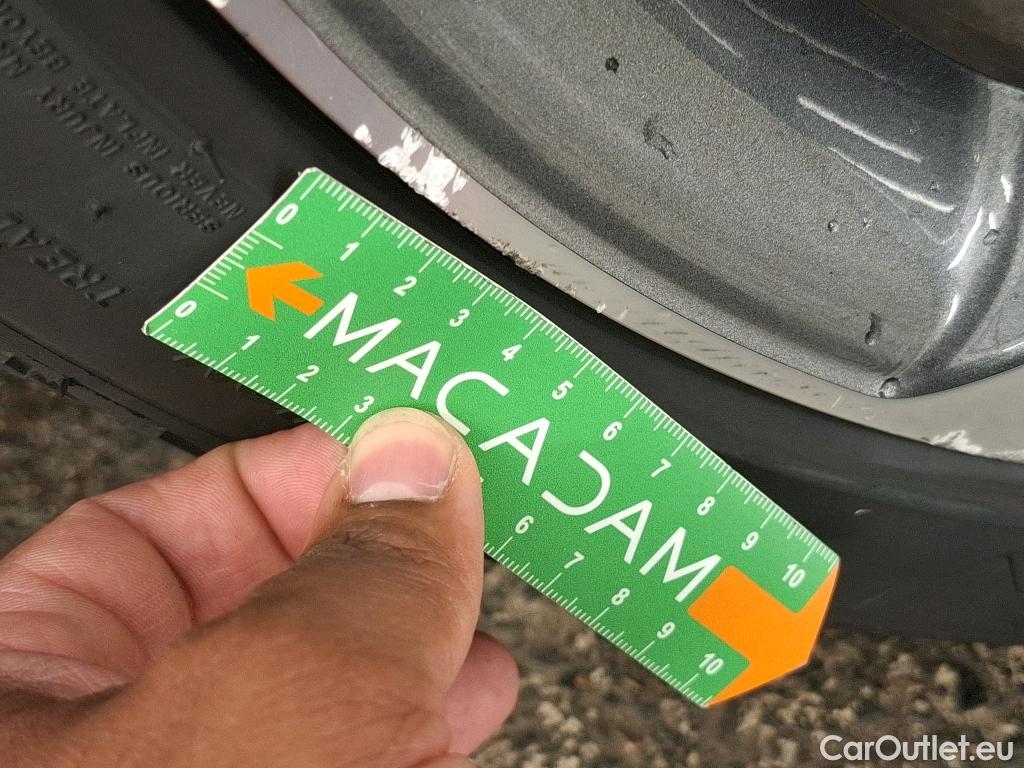  KIA  XCeed KIA  / 2019 / 5P / Crossover 1.6 GDI ISG ISG PHEV PREMIUM BUS DCT6 #15