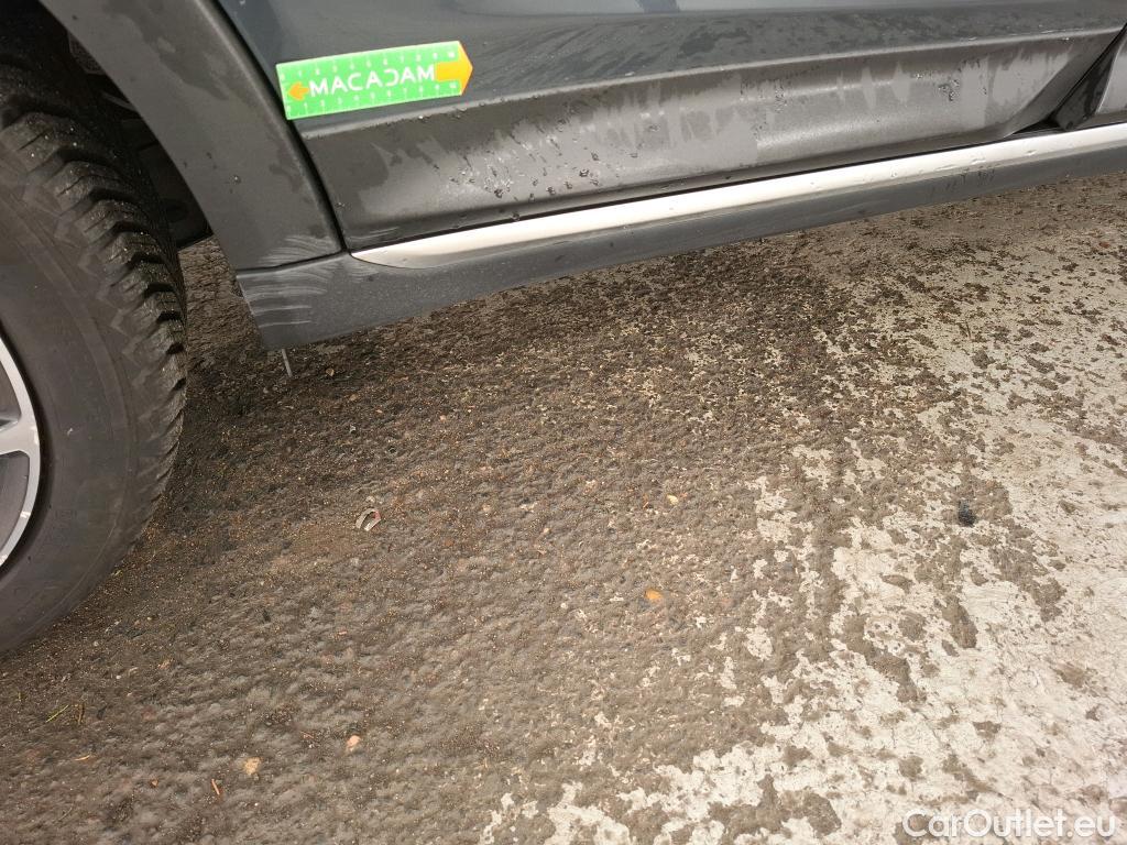  KIA  XCeed KIA  / 2019 / 5P / Crossover 1.6 GDI ISG ISG PHEV PREMIUM BUS DCT6 #45