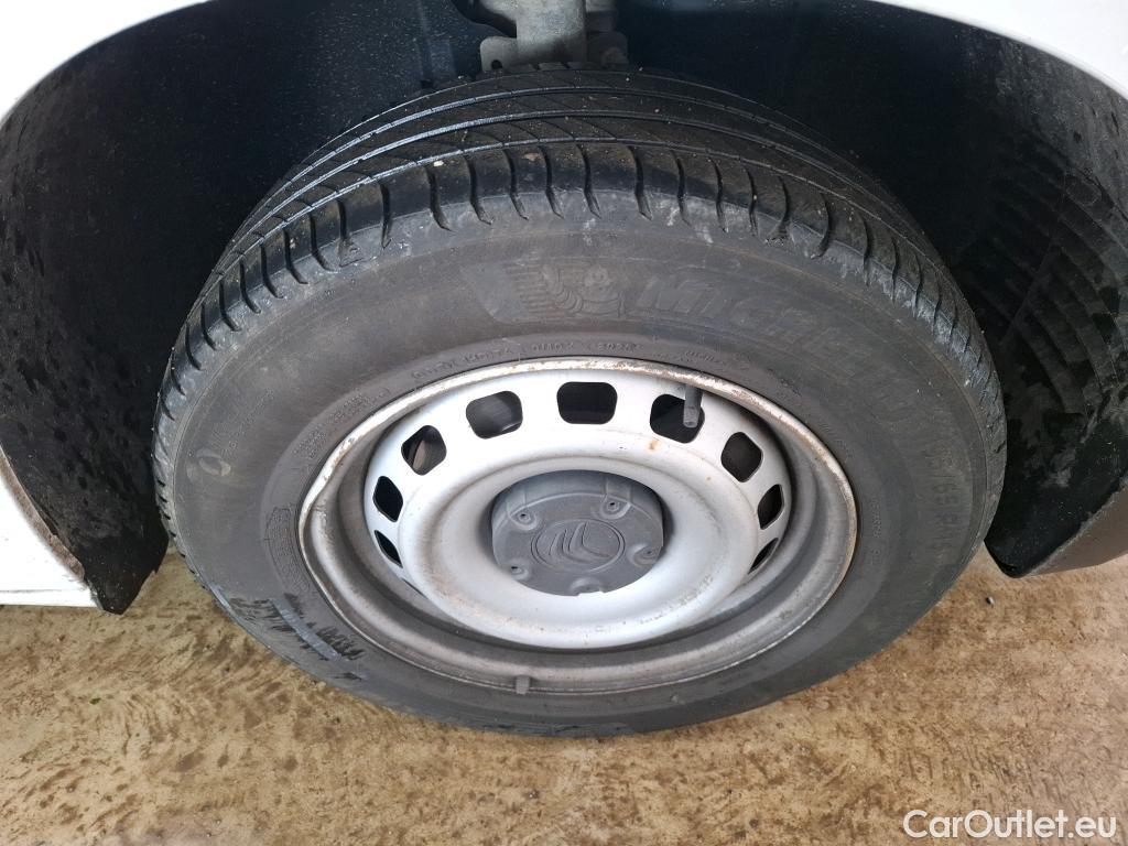  Citroen  Berlingo  Fourgon Club M 650 1.5 BlueHDi 100CV BVM6 E6d #38