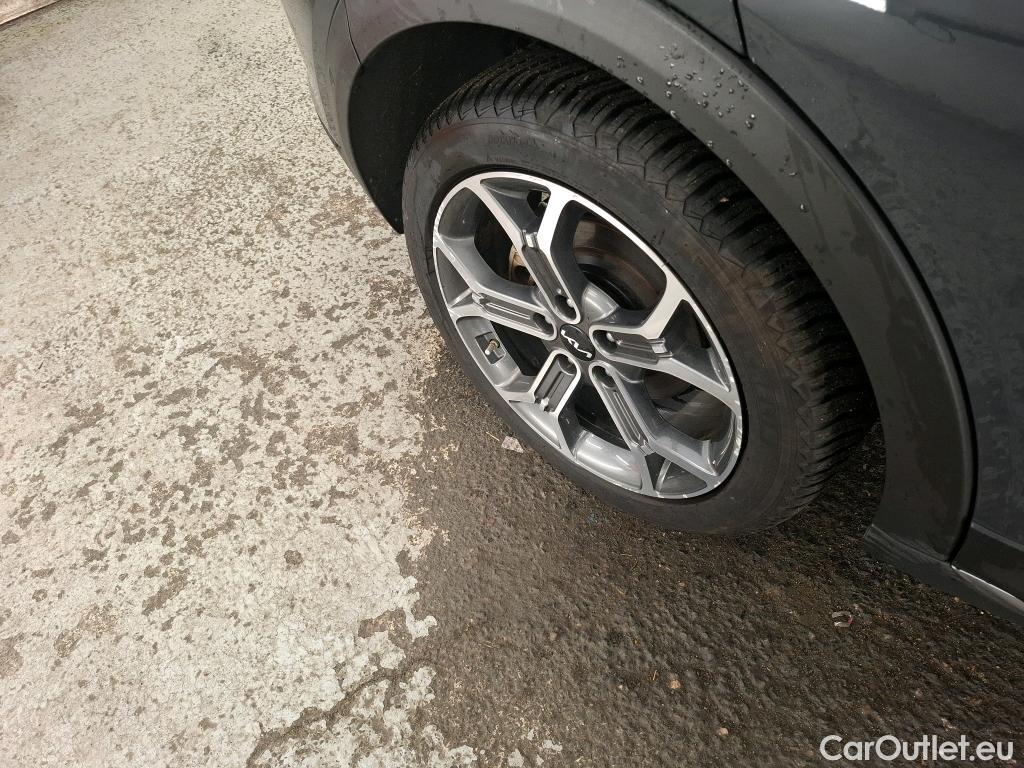  KIA  XCeed KIA  / 2019 / 5P / Crossover 1.6 GDI ISG ISG PHEV PREMIUM BUS DCT6 #20