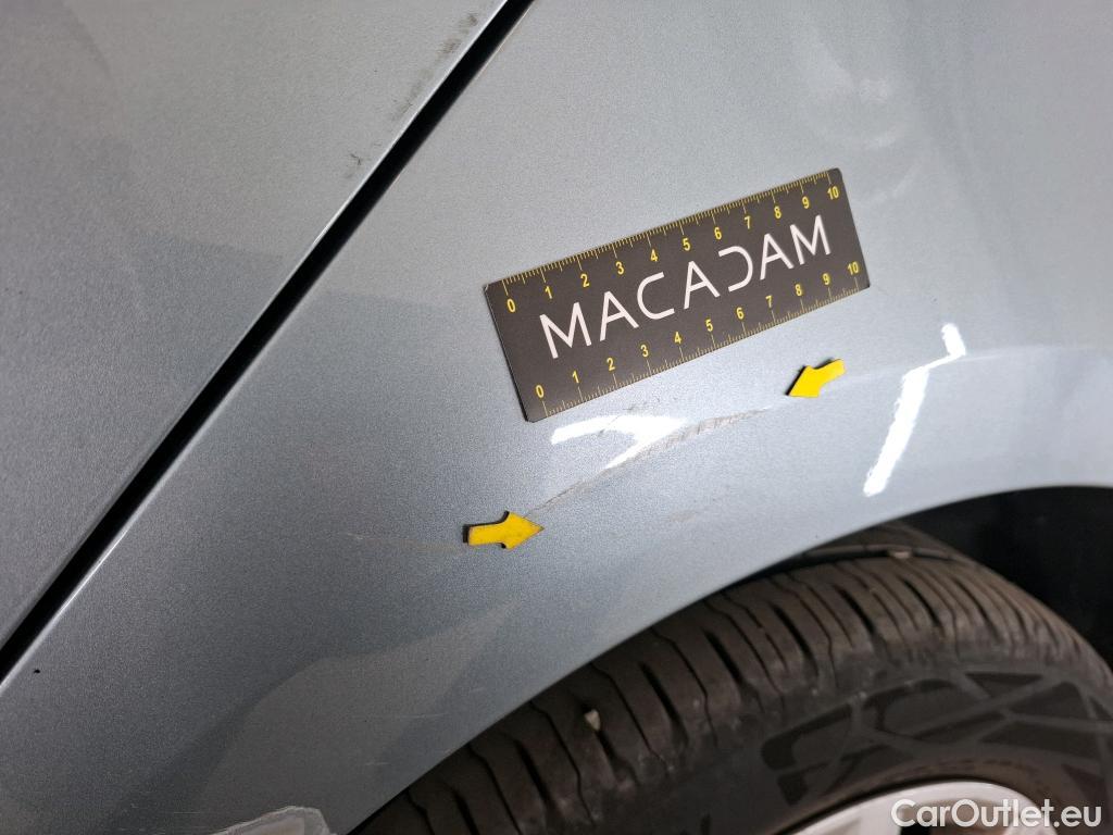  Renault  Megane  IV Grandtour Business 1.5 dCi 115CV BVM6 E6d #17