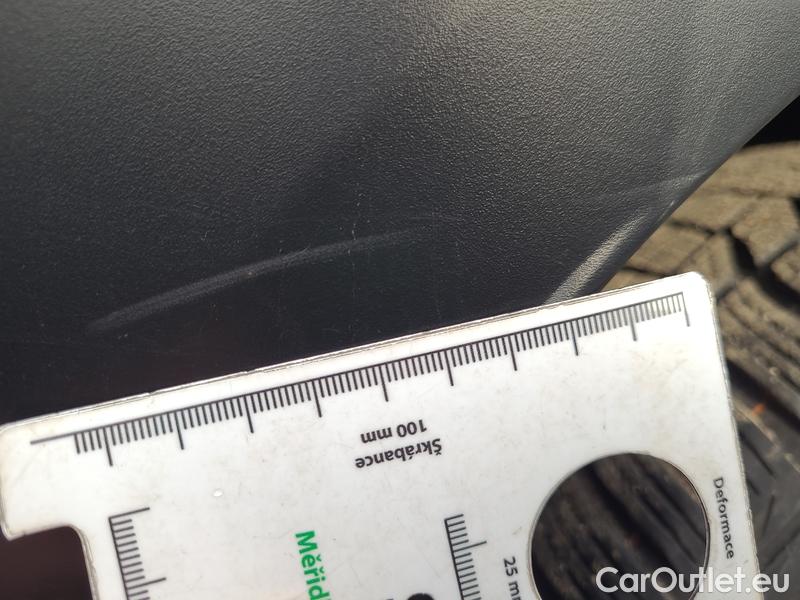  Mazda  CX-30  (2019)  2.0 eSky-G 122 Plus AT #8