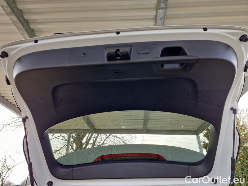  KIA  Cee'd Ceed  (CD) (2018->) Ceed SW 1.5 T-GDI 118 Top AT #8