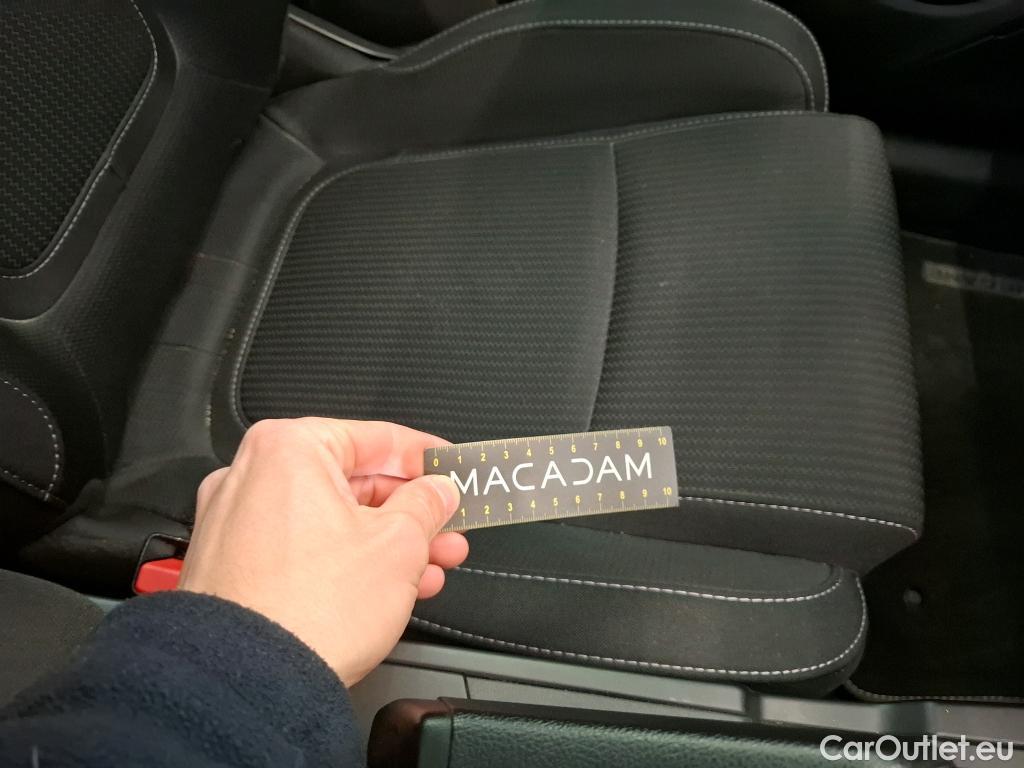  Renault  Megane  IV Grandtour Business 1.5 dCi 115CV BVM6 E6d #28