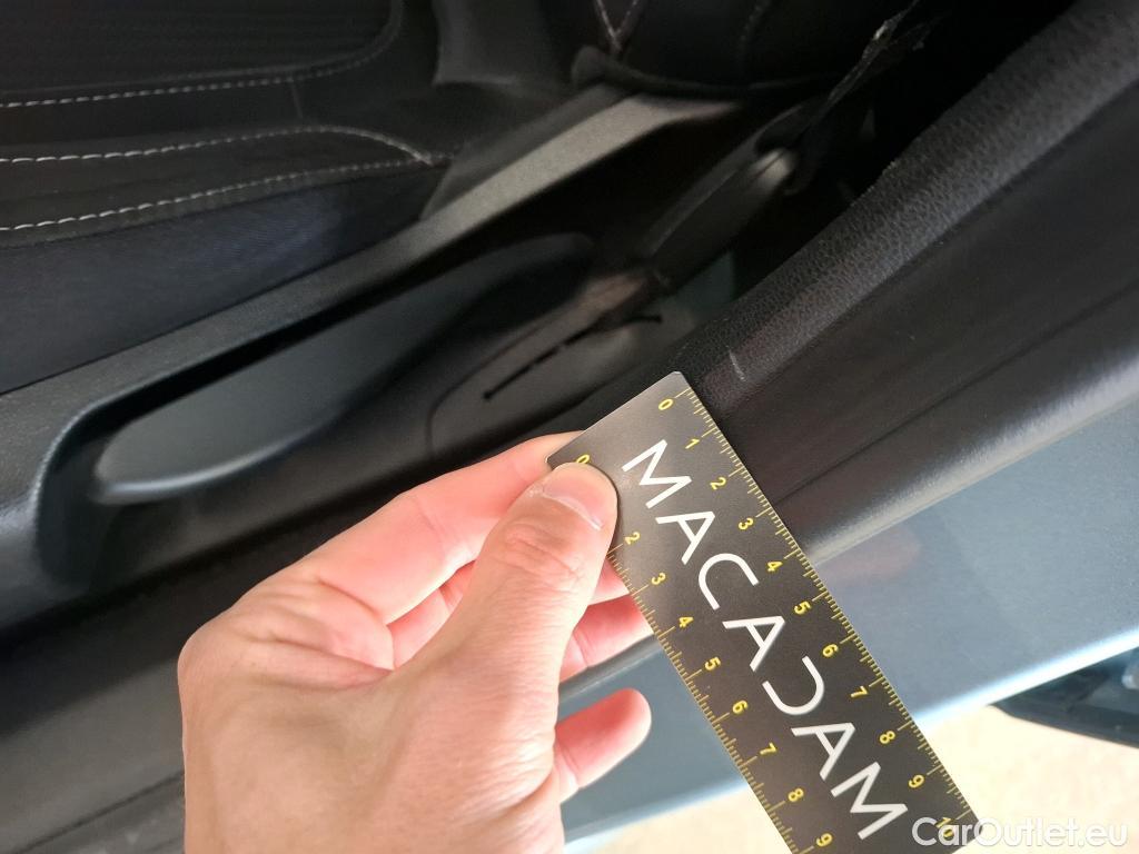  Renault  Megane  IV Grandtour Business 1.5 dCi 115CV BVM6 E6d #32