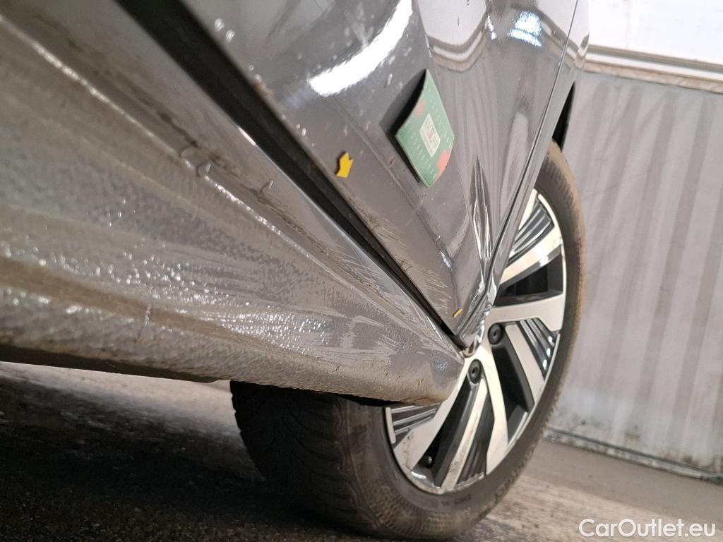  Volkswagen  Golf  VOLKSWAGEN / 2020 / 5P / Berline 1.4 eHybrid OPF 204 DSG6 Style #5