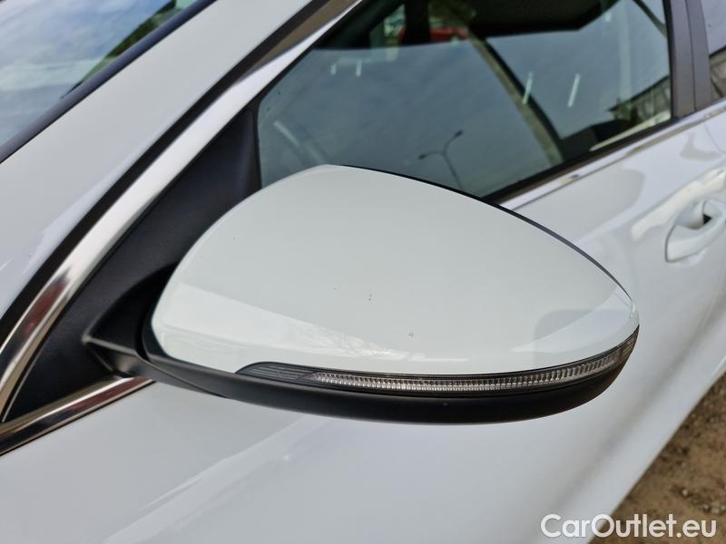  KIA  Cee'd Ceed  (CD) (2018->) Ceed SW 1.5 T-GDI 118 Top AT #2