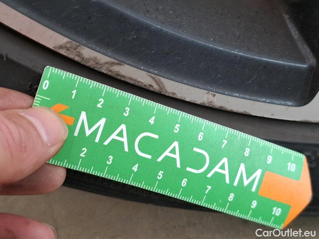  Volkswagen  Taigo  R-Line 1.5 TSI 150CV BVA7 E6d #38