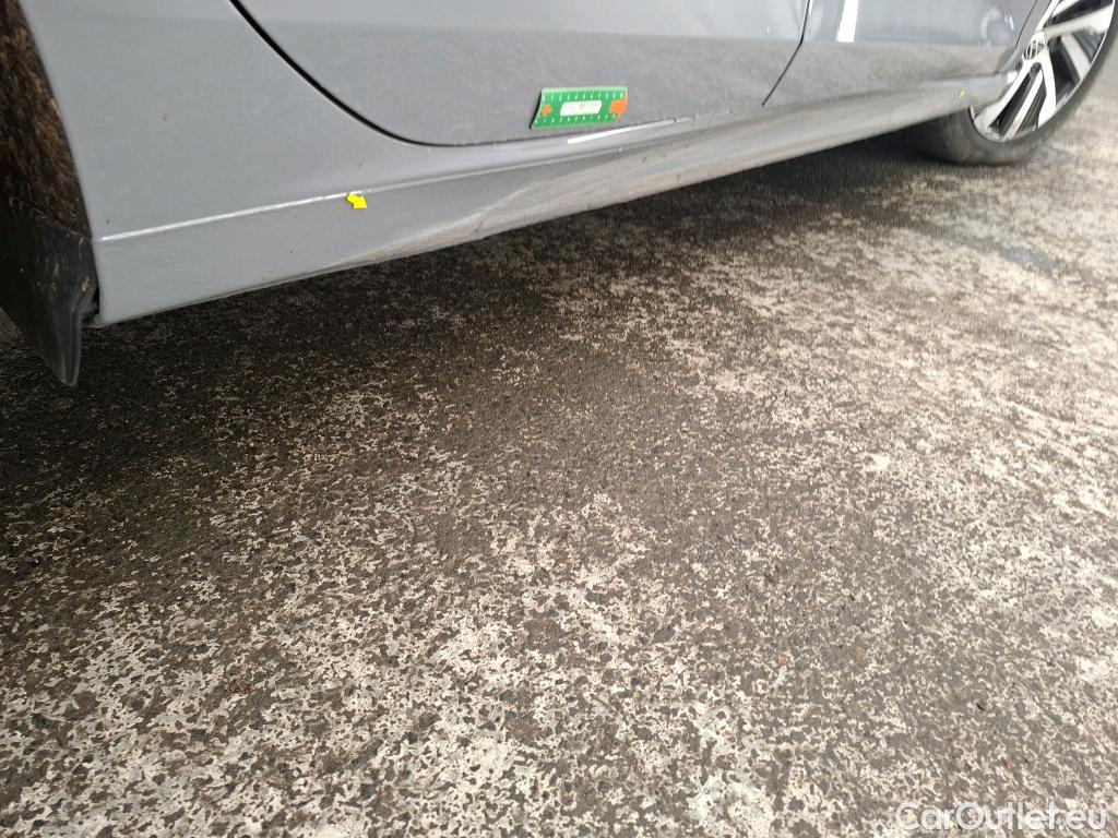  Volkswagen  Golf  VOLKSWAGEN / 2020 / 5P / Berline 1.4 eHybrid OPF 204 DSG6 Style #1