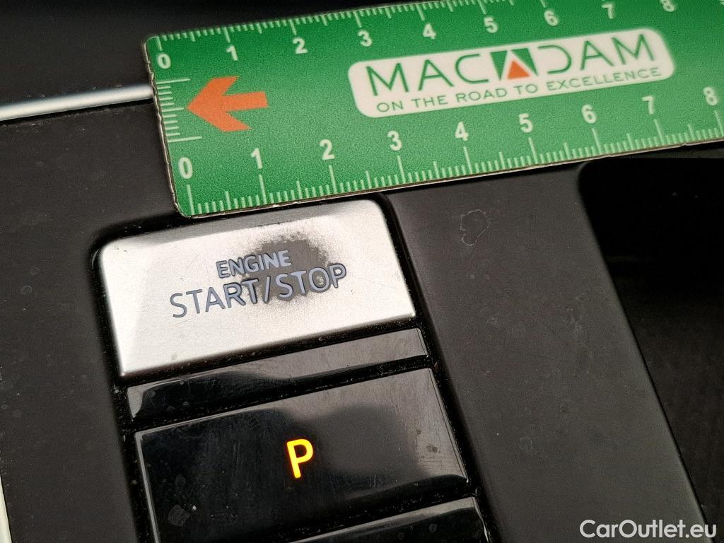  Volkswagen  Golf  VOLKSWAGEN / 2020 / 5P / Berline 1.4 eHybrid OPF 204 DSG6 Style #28